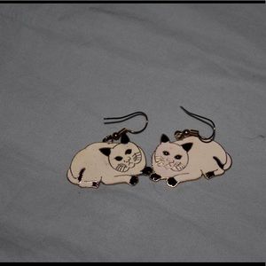 Vintage Enamel Cat Earrings